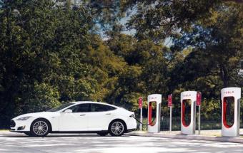 Tesla Motors відкриє в Україні дві електрозаправки