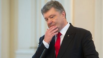 Суд хоче допитати Порошенка у справі Януковича