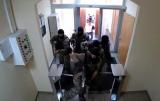 Появились видео обысков в Госпогранслужбе