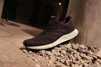 Adidas запустит массовое производство кроссовок на 3D-принтере