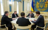 Порошенко просить не закривати відділення Укрпошти в селах