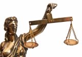 Рада суддів різко виступає проти наміру влади скасувати підвищення зарплат суддям