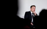 Маск рассказал о "потрясающей" двухмоторной Tesla