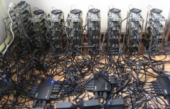 В Луцком политехе изъяли технику для майнинга криптовалюты