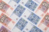 Гривня на міжбанку зміцнилася