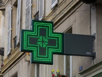 Аптеки граються зі здоров’ям українців шляхом бездумного відпуску ліків - експерт