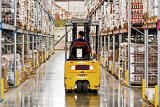 Почти половина объема оптовых продаж в Казахстане приходится на Алматы