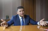 Гройсман пожаловался, что не мог зайти в систему е-деклараций до 2.30 ночи