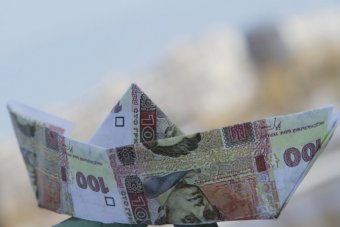 Межбанк открылся обесцениванием гривны