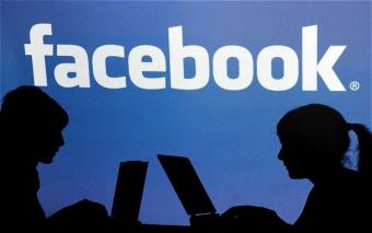 Facebook будет маркировать фейковые новости