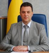 Председатель Закарпатского облсовета Ривис (БПП) задекларировал 346 тыс гривен, семья - 1,2 млн гривен и 5 земучастков