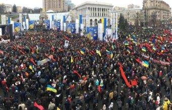 Мітинг за імпічмент Порошенку став найчисленнішим з часів Євромайдану