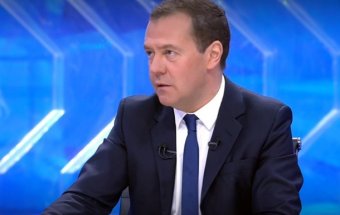 Медведєв назвав бідність проблемою економіки РФ