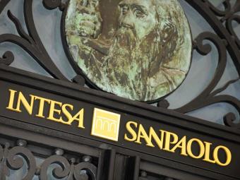Італійський Intesa Sanpaolo зацікавлений в покупці великого банку в Росії