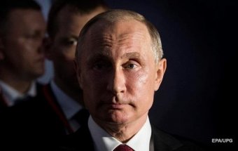 Немецкий журнал назвал Путина собакой