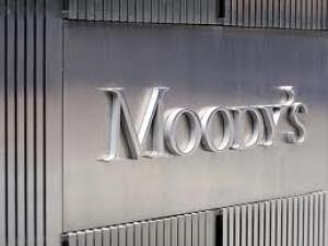 Moody's может снизить рейтинги крупнейших банков США