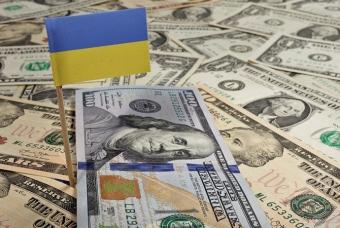 Гроші МВФ вже надійшли в Україну: що буде з курсом долара?