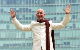 Глава Amazon пробув найбагатшим один день