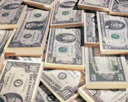 НБУ обязал банки продавать 50% своих поступлений в валюте