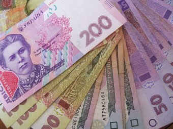 В Україні знизилася середня зарплата