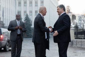 Україна готова до плідної співпраці з новою адміністрацією США, - Порошенко