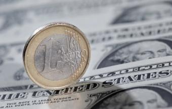 Евро показывает худшие результаты среди валют мира