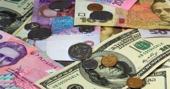 Гривня на міжбанку почала зміцнюватися
