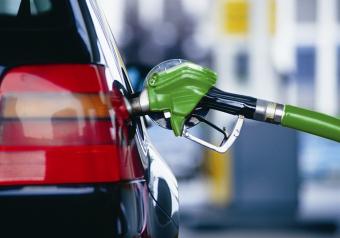 АМКУ рекомендував 12 компаніям знизити ціни на бензин