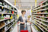 86% украинцев заявили, что вынуждены &laquo;затягивать пояса&raquo;: на чем экономят