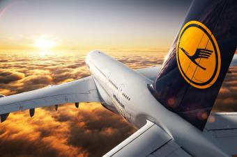 Чистая прибыль Lufthansa Group в 2014 г. сократилась в 5,7 раза