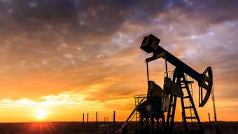 Ціни на нафту ввечері впали на 3% на тлі зустрічі в Алжирі