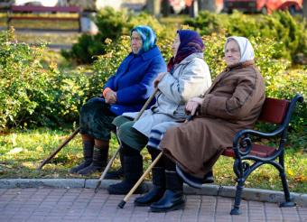 ВР дозволила жінкам виходити на пенсію у 55 років