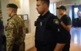 В отель к Саакашвили пришли силовики