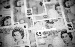Інфляція у Великобританії впала нижче рівня, встановленого Банком Англії