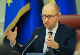 КМУ пропонує до 2018 р. ввести єдиний податок на зарплату в 20%, - Яценюк