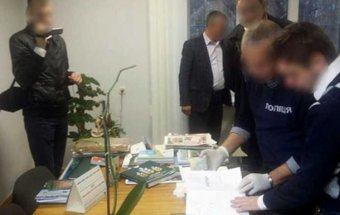 Чиновник Академии аграрных наук взял взятку на второй день работы - СМИ
