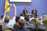 У работающих на полставки пенсия будет меньше - Гройсман