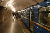 С киевского метро взыскали 155 млн за вагоны из РФ