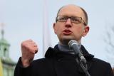 Яценюк увидел первые четкие сигналы в стабилизации финансовой системы страны
