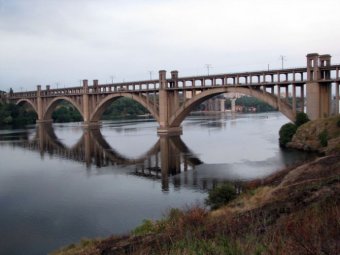 Омелян розповів, скільки аварійних мостів на балансі Укравтодору