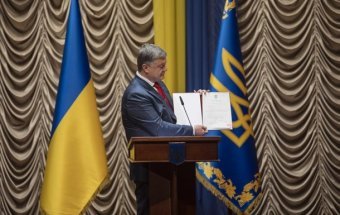 Poroshenko Signs Law on Creating Anticorruption Court