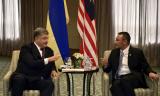 Порошенко та Міністр оборони Малайзії домовилися до військової співпраці