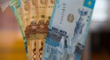 Що вплинуло на зростання курсу тенге до долара в Казазстані?
