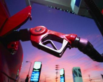 Бензин в США подешевшав до п&#039;ятирічного мінімуму