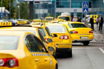 У Києві запускають соціальне таксі