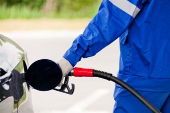 Преміальні мережі почали закупівлі українського бензину