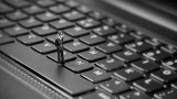 Минюст хочет арестовывать банковские счета онлайн