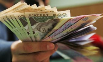 Украинцы начали занимать у банков больше денег