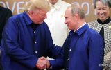 Путін міг залякати Трампа - екс-глава ЦРУ