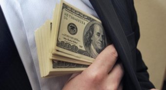 ООН: В мире каждый год дают $1 трлн взяток